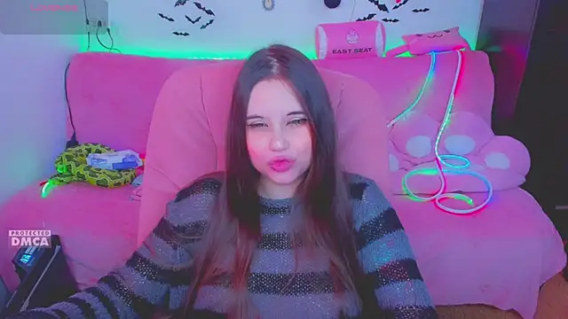 Lolisuccub online show from May 2026 03:31:02 PM