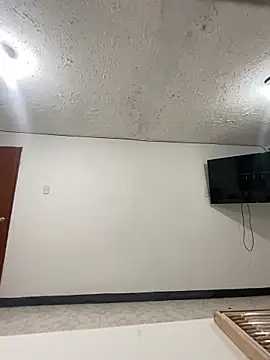 ajimenz online show from January 2025 04:41:02 AM