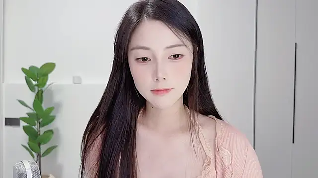 HaagenDazs  online show from October 2025 01:31:01 PM