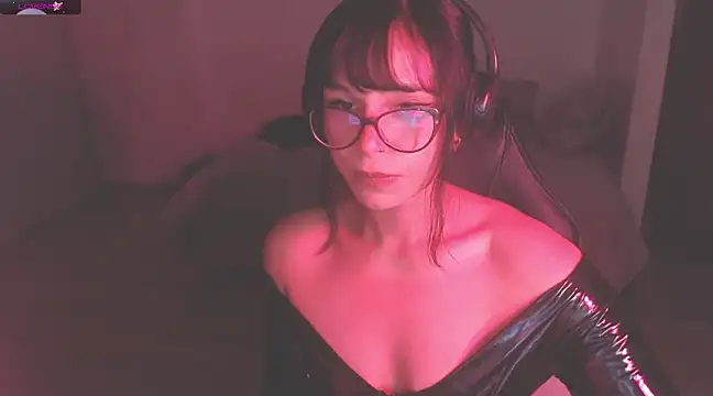 Snapshot of modjo_ chatting on February 2025 04:53:02 AM modjo online show from February 2025 04:53:02 AM