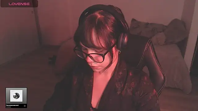 Snapshot of modjo_ chatting on December 2025 03:00:01 AM modjo online show from December 2025 03:00:01 AM