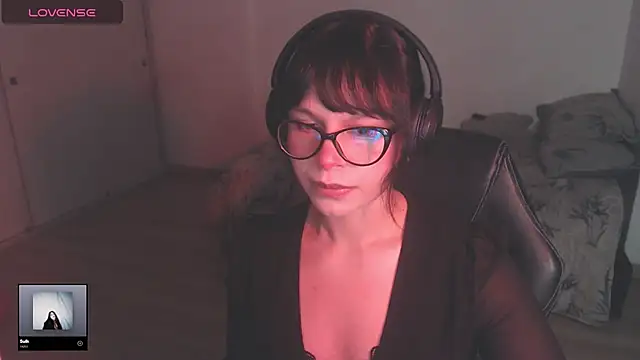 Snapshot of modjo_ chatting on December 2025 04:18:02 AM modjo online show from December 2025 04:18:02 AM