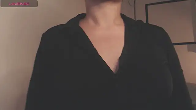 Snapshot of modjo_ chatting on February 2026 04:29:02 AM modjo online show from February 2026 04:29:02 AM