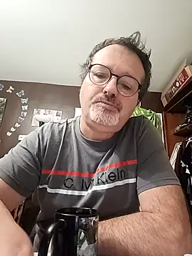 mike9473 online show from October 2025 05:19:02 AM