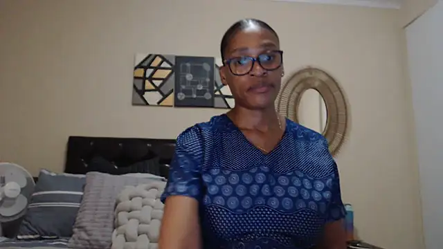 Creamyass22 online show from March 2026 05:19:01 PM