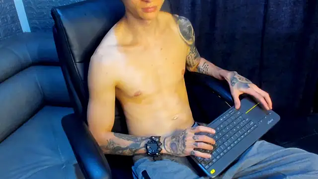 Dmtry6 online show from March 2025 08:21:01 PM