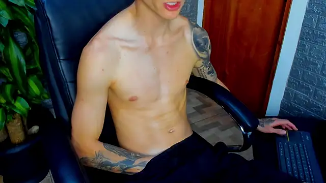 Dmtry6 online show from March 2025 11:12:01 PM