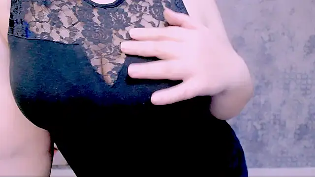 Djullia online show from February 2025 03:18:01 PM