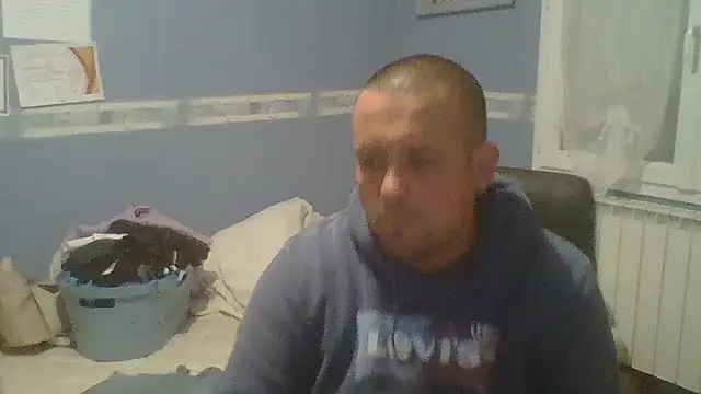 Snapshot of manubm03 chatting on October 2025 03:57:02 PM manubm03 online show from October 2025 03:57:02 PM