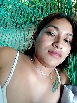 Snapshot of annie-19 chatting on October 2025 05:00:01 PM annie-19 online show from October 2025 05:00:01 PM