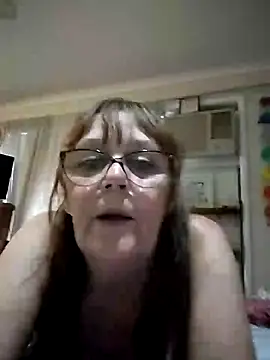 Snapshot of bellaau chatting on January 2025 04:18:01 AM bellaau online show from January 2025 04:18:01 AM