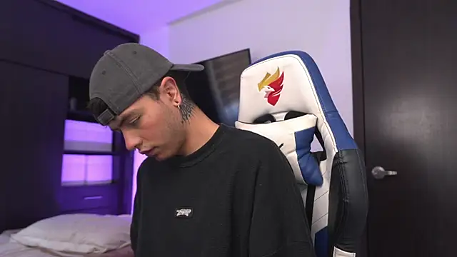  morghan  online show from February 2026 05:57:02 PM