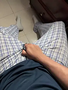 Snapshot of alex-18hot chatting on April 2026 04:46:02 AM alex-18hot online show from April 2026 04:46:02 AM