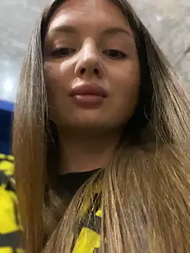 Snapshot of KrisMagnoly chatting on March 2026 04:20:01 PM KrisMagnoly online show from March 2026 04:20:01 PM