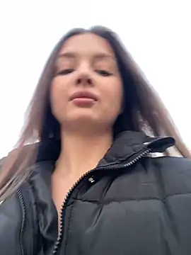 Snapshot of KrisMagnoly chatting on March 2026 04:06:02 PM KrisMagnoly online show from March 2026 04:06:02 PM