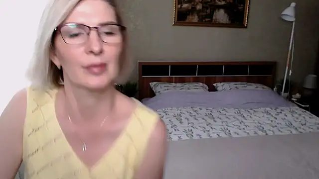 sensualEmilia online show from June 2026 11:19:01 AM