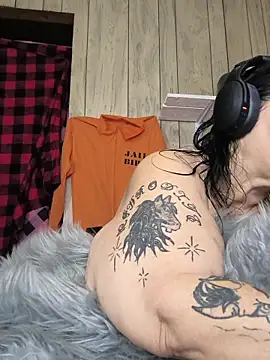 davisdesiresxh online show from October 2025 02:36:01 PM