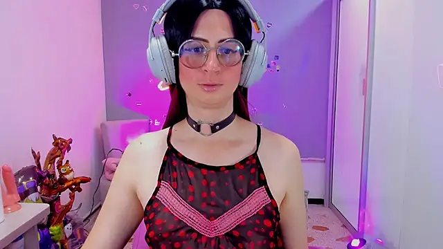 Snapshot of KimberlyJohnsoon chatting on December 2024 11:29:02 PM KimberlyJohnsoon online show from December 2024 11:29:02 PM