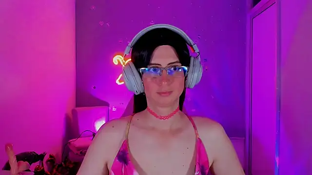Snapshot of KimberlyJohnsoon chatting on December 2024 03:33:02 AM KimberlyJohnsoon online show from December 2024 03:33:02 AM