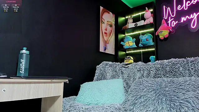 Snapshot of Katiehill_1 chatting on March 2025 03:10:02 PM Katiehill 1 online show from March 2025 03:10:02 PM