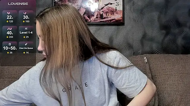 CassieMils online show from February 2026 06:19:02 AM