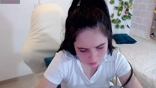 Snapshot of tania_sweet__ chatting on March 2026 09:31:02 PM tania sweet online show from March 2026 09:31:02 PM