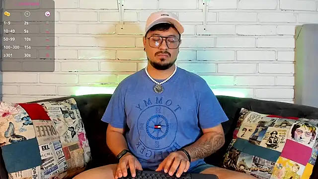 DaviidEvans  online show from November 2025 12:42:01 PM