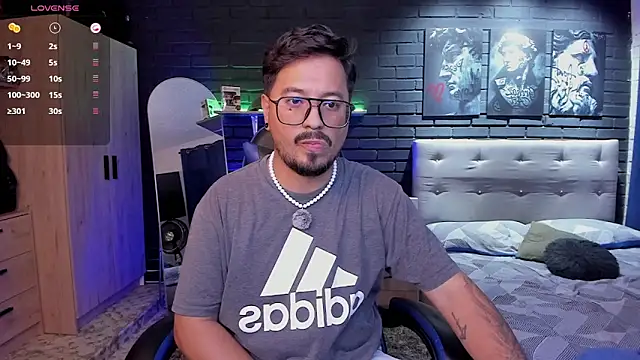 DaviidEvans  online show from June 2026 03:36:01 AM