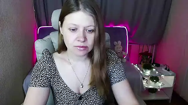 alekasamui online show from February 2025 12:04:02 AM