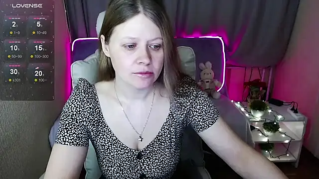 alekasamui online show from March 2025 09:09:02 PM