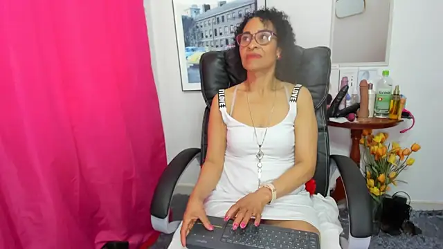 Aries Mature online show from March 2025 08:54:01 PM
