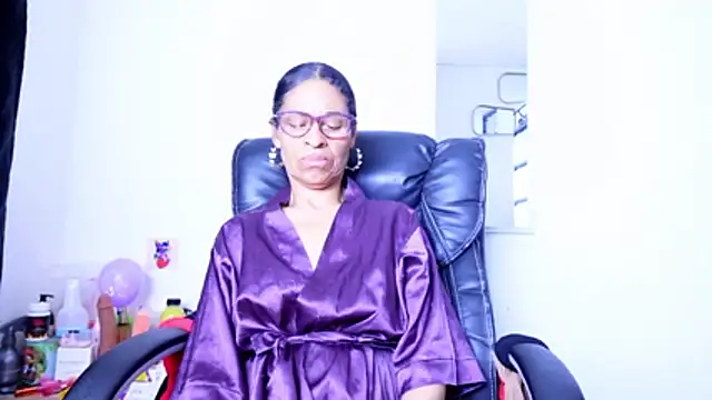 Aries Mature online show from June 2026 03:25:01 AM
