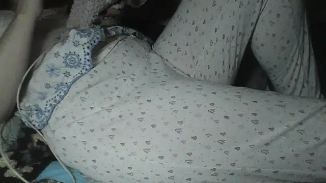 Snapshot of Alma_Evelynne chatting on February 2026 08:05:02 PM Alma Evelynne online show from February 2026 08:05:02 PM