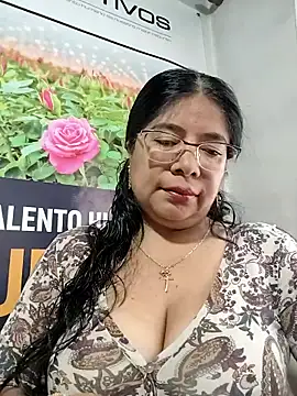   valentina18 online show from April 2026 01:04:01 PM