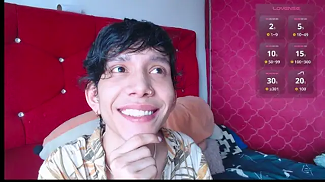 Snapshot of LAICK_01 chatting on February 2026 07:01:02 PM LAICK 01 online show from February 2026 07:01:02 PM