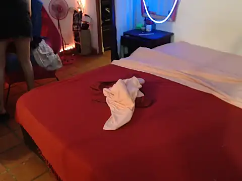 deftoolceles online show from October 2025 01:48:02 AM