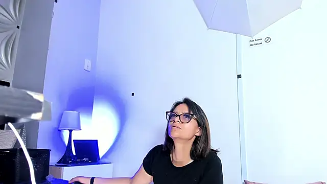 beauti wild25 online show from June 2026 07:29:01 PM