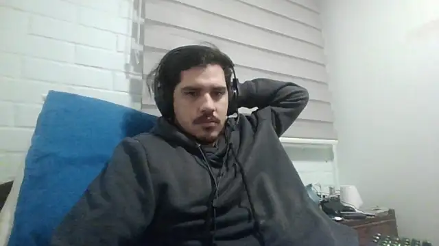 hung weeb online show from May 2026 01:11:02 AM
