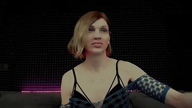 Snapshot of Hardy_Green chatting on February 2026 04:57:02 AM Hardy Green online show from February 2026 04:57:02 AM