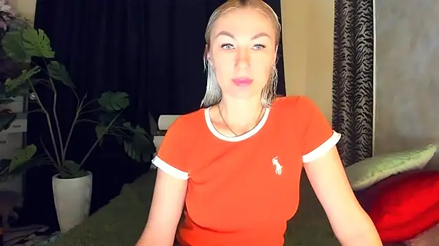 Snapshot of _SABOTAGE_ chatting on March 2026 11:33:01 PM SABOTAGE online show from March 2026 11:33:01 PM