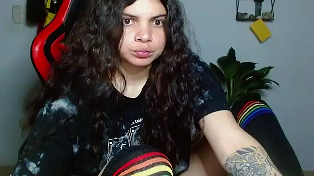 Snapshot of Nikkykora15 chatting on March 2025 12:22:01 AM Nikkykora15 online show from March 2025 12:22:01 AM