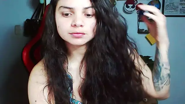 Snapshot of Nikkykora15 chatting on March 2025 11:59:02 PM Nikkykora15 online show from March 2025 11:59:02 PM