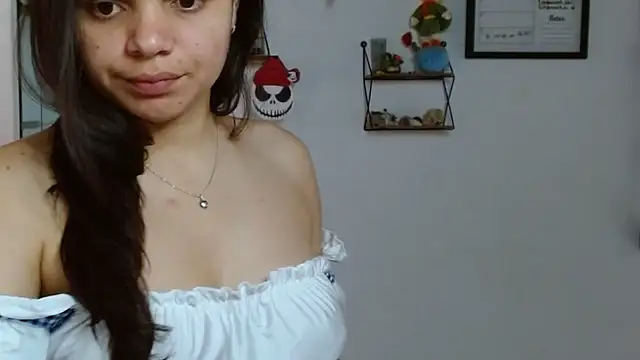 Snapshot of Nikkykora15 chatting on October 2025 06:53:02 PM Nikkykora15 online show from October 2025 06:53:02 PM