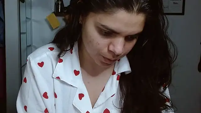 Snapshot of Nikkykora15 chatting on November 2025 01:05:01 AM Nikkykora15 online show from November 2025 01:05:01 AM