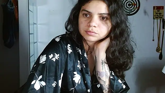 Nikkykora15 online show from May 2026 01:22:01 AM