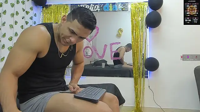 ChoreyTaiylor online show from September 2025 03:05:01 PM