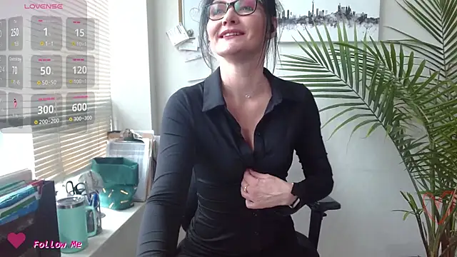 City Kat online show from April 2026 04:34:02 PM