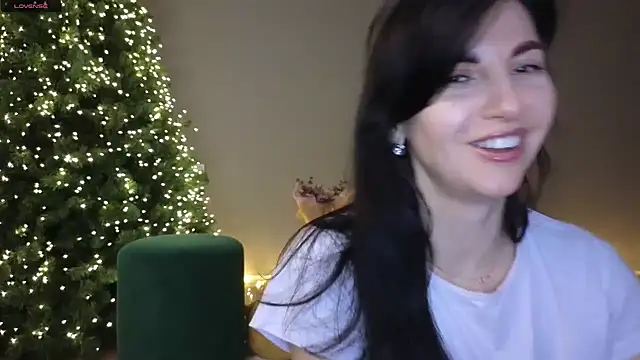 Snapshot of Mary_love16 chatting on December 2024 12:44:01 PM Mary love16 online show from December 2024 12:44:01 PM