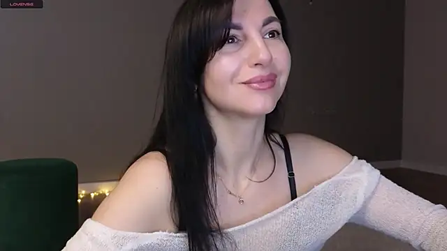 Snapshot of Mary_love16 chatting on January 2025 07:03:01 AM Mary love16 online show from January 2025 07:03:01 AM