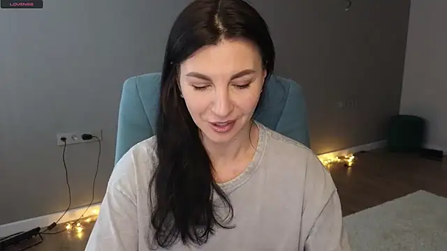 Snapshot of Mary_love16 chatting on February 2025 11:08:02 AM Mary love16 online show from February 2025 11:08:02 AM